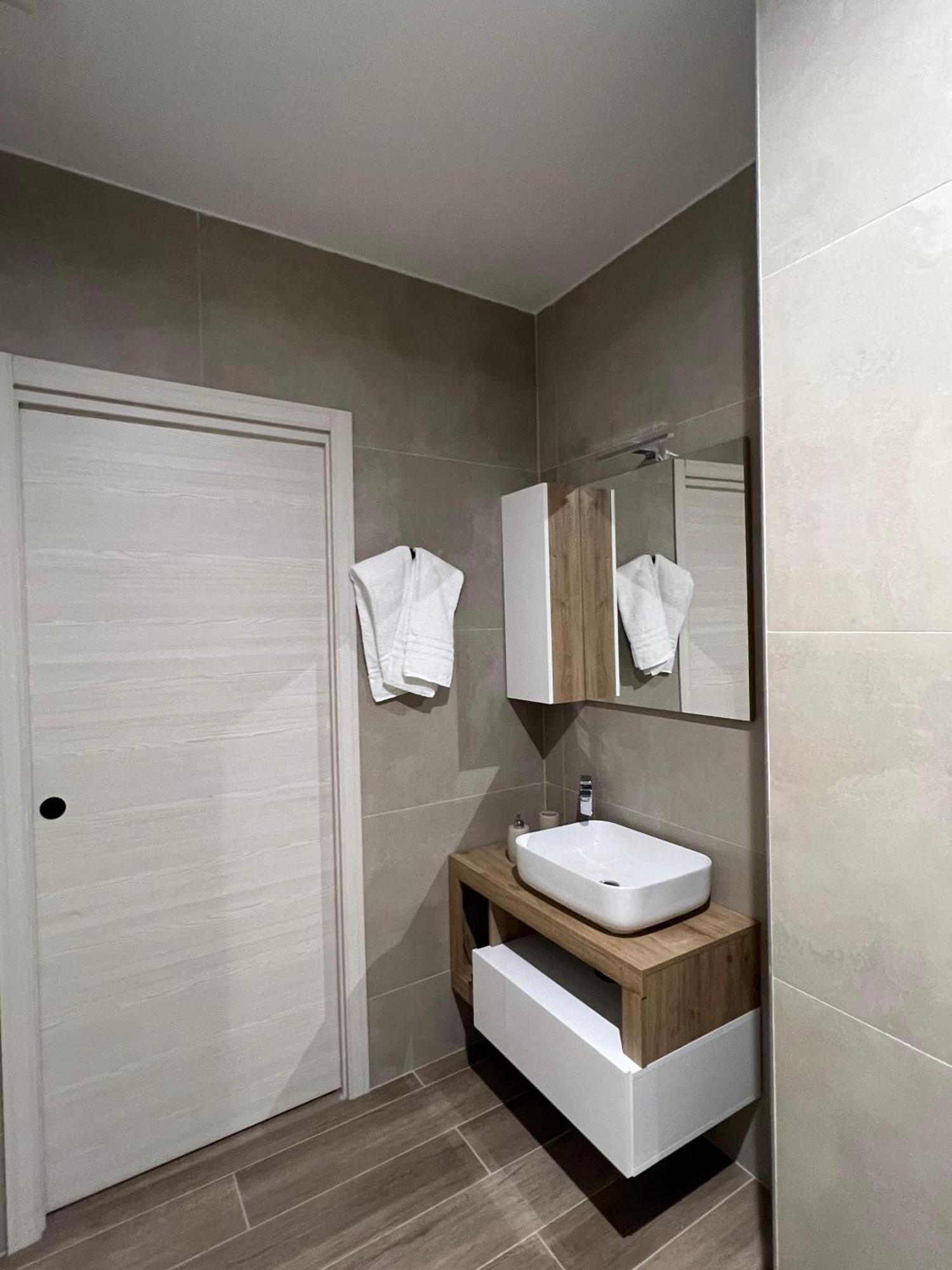 Imperial B&B Bergamo Buitenkant foto